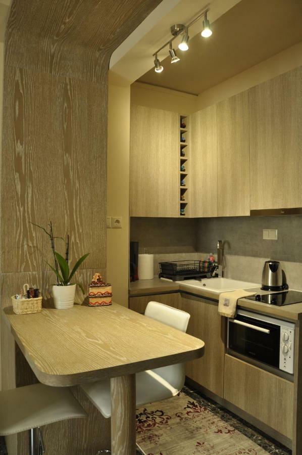 Agias Sofias Street Luxurious Studio Thessaloniki Exterior photo