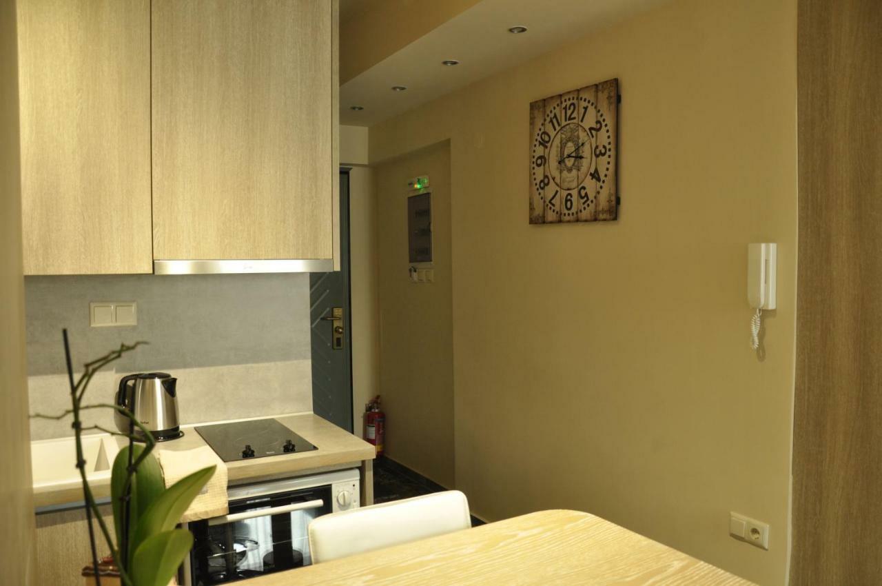 Agias Sofias Street Luxurious Studio Thessaloniki Exterior photo